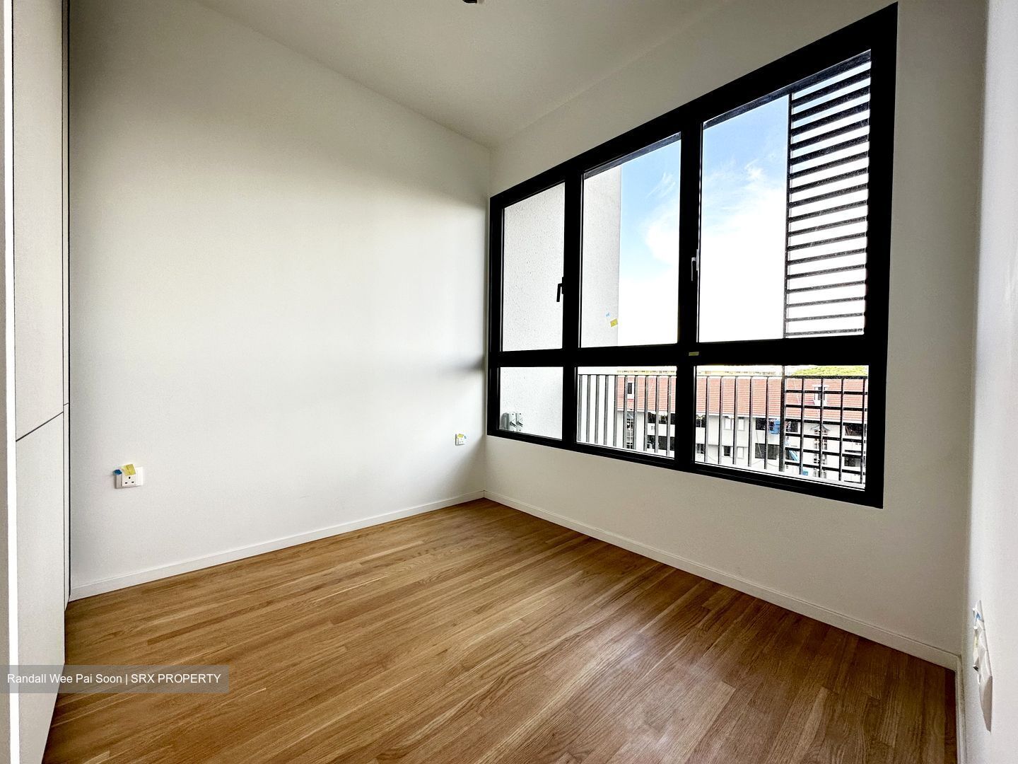 Avenue South Residence (D3), Apartment #404205711